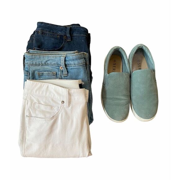 Serra Blue Faux Suede Slip On Style Sneakers Light Blue & White Women’s US Sz 8 - Picture 9 of 9